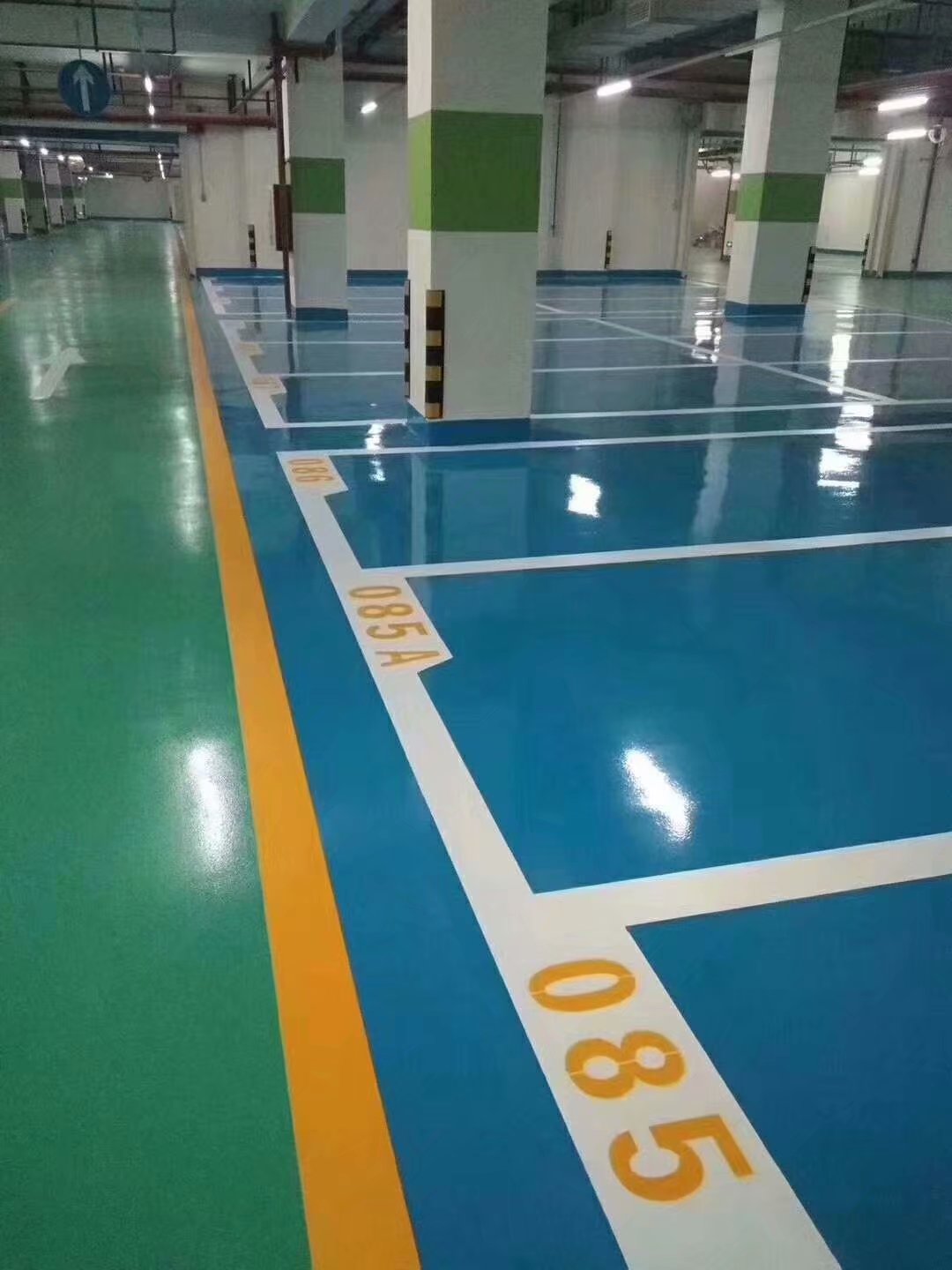 聚氨酯耐磨地坪与环氧地坪如何选型场合决定方案