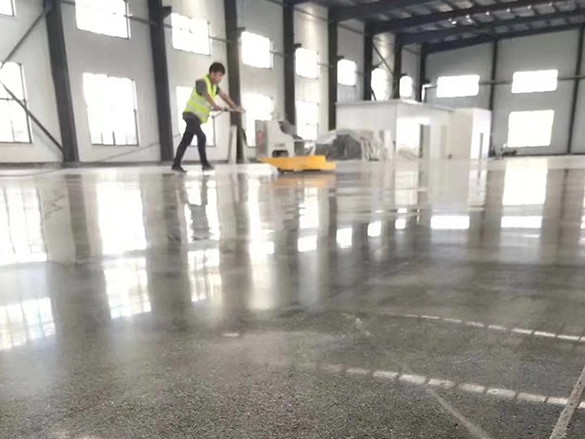 固化地坪：提升地面硬度和耐磨性